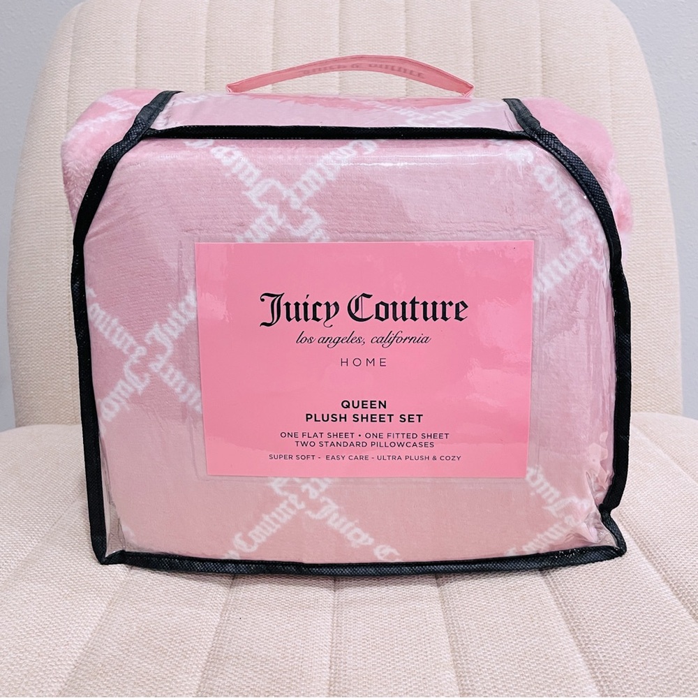 NEW Juicy Couture Queen Plush Sheet Set Pink Logo Ultra Soft 4 Piece